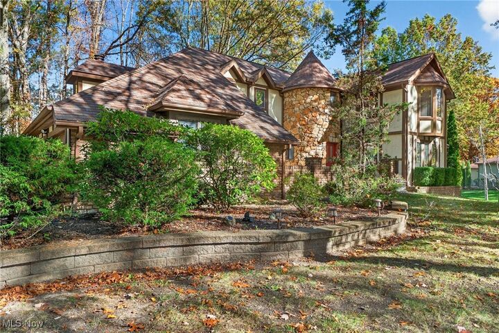 Property Photo:  1585 Kent Street  OH 44240