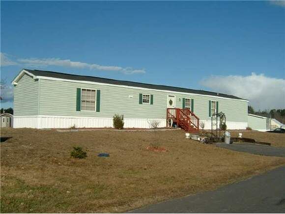 Property Photo:  6 Cammett Drive  NH 03077 