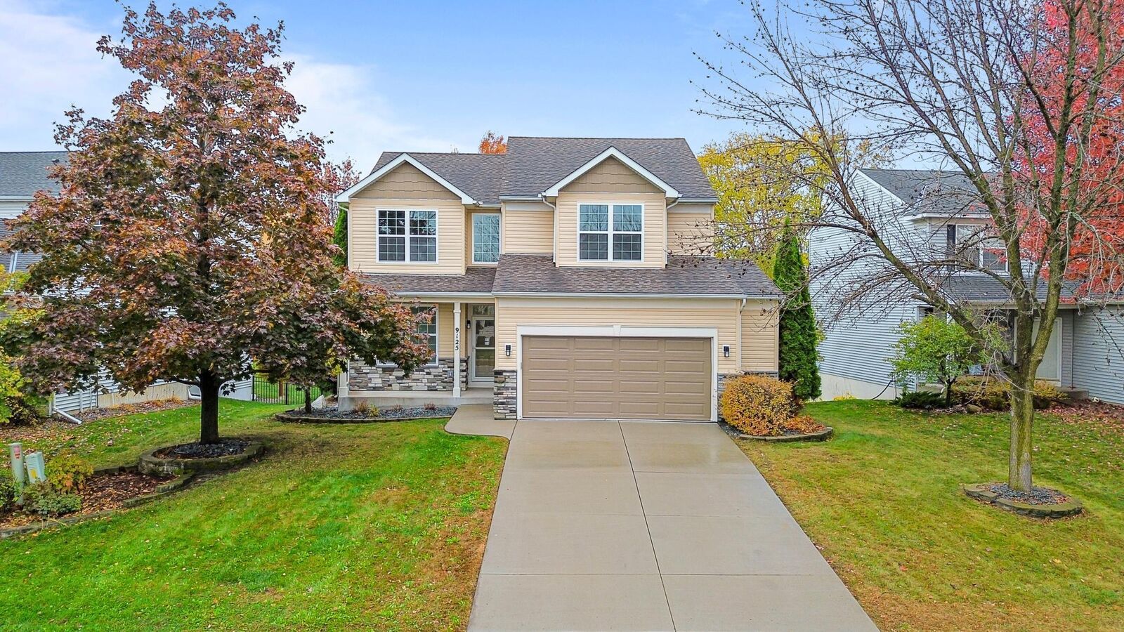 Property Photo: 9125 Olive Lane N MN 55311