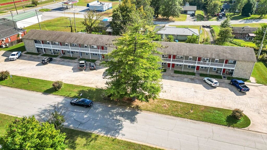 Property Photo:  1810 & 1820 Twin Springs Street  AR 72761 