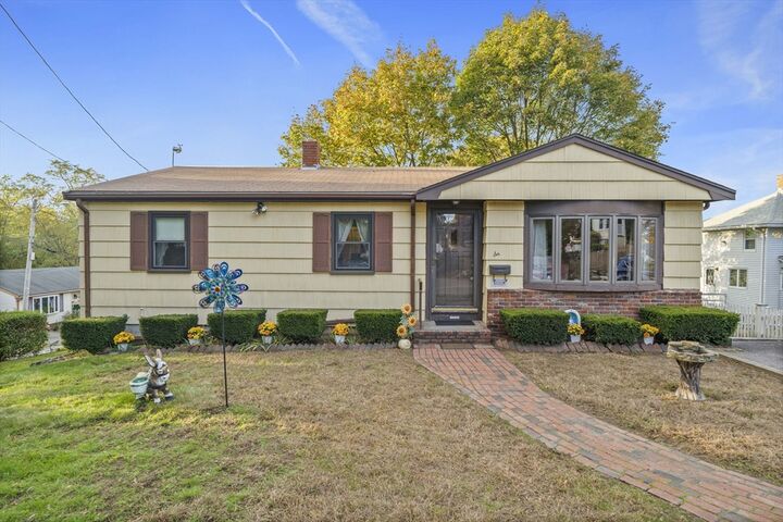 Property Photo:  6 Grand View Road  MA 02191 