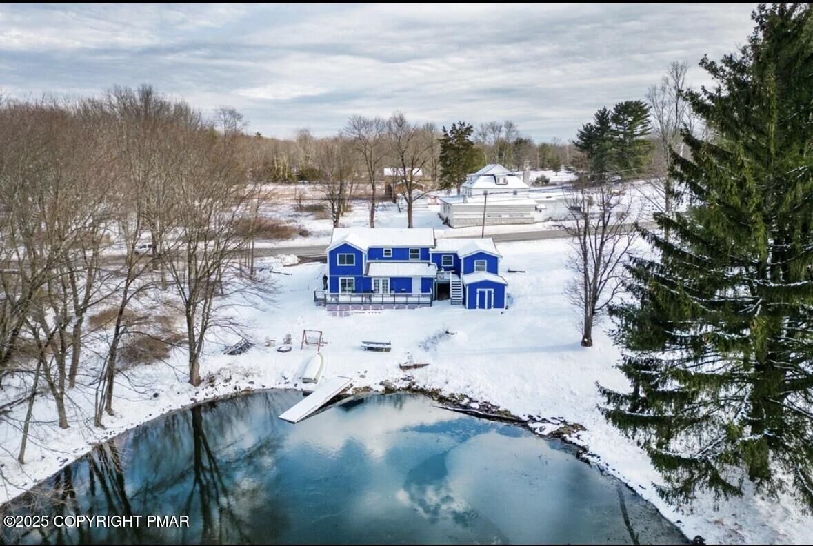 Property Photo:  3181 Pa 715  PA 18332 
