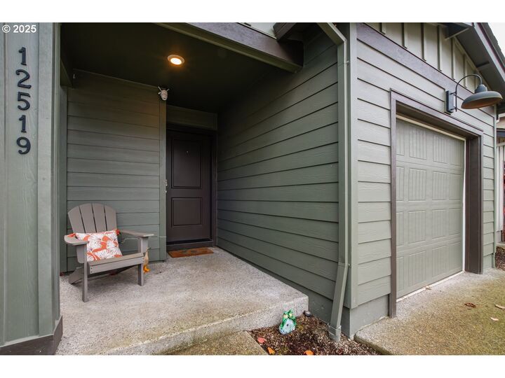 Property Photo:  12519 NE 109th Cir  WA 98682