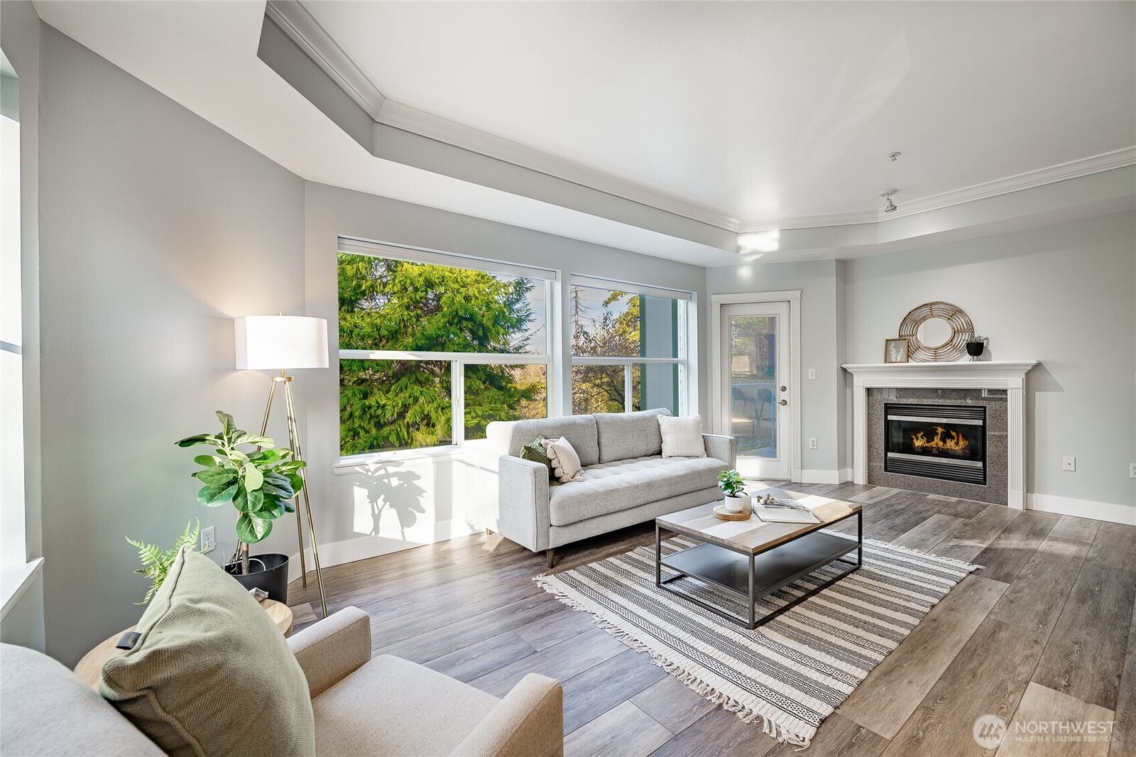 Property Photo: 251 W Bakerview Road 103 WA 98226