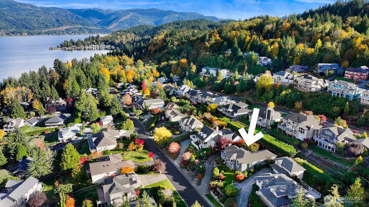 Property Photo:  4926  Columbus Avenue  WA 98229