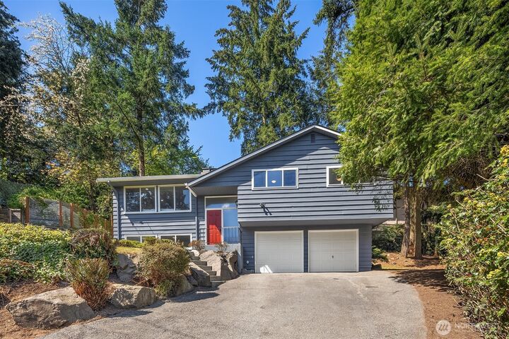 Property Photo:  1136 N 146th Place  WA 98133