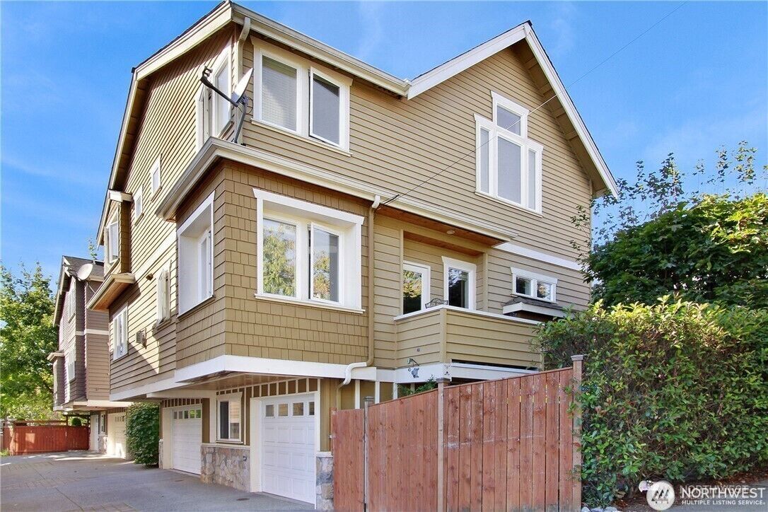 Property Photo:  1136  23rd Avenue S  WA 98144