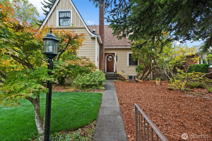 Property Photo:  1802 N Puget Sound Avenue  WA 98406