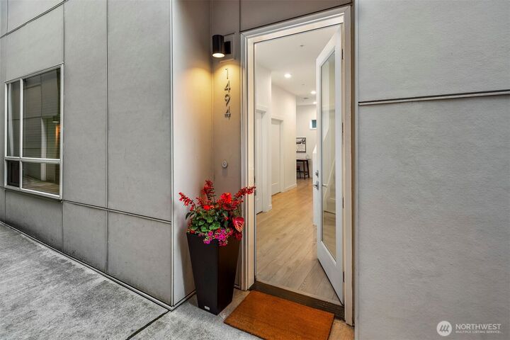 Property Photo:  1494 NW 75th Street  WA 98117 