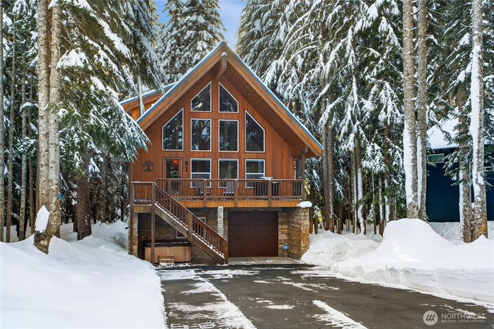 Property Photo:  91  Mountain Home Rd  WA 98068 