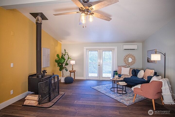 Property Photo: 1485 Eady Place E WA 98366