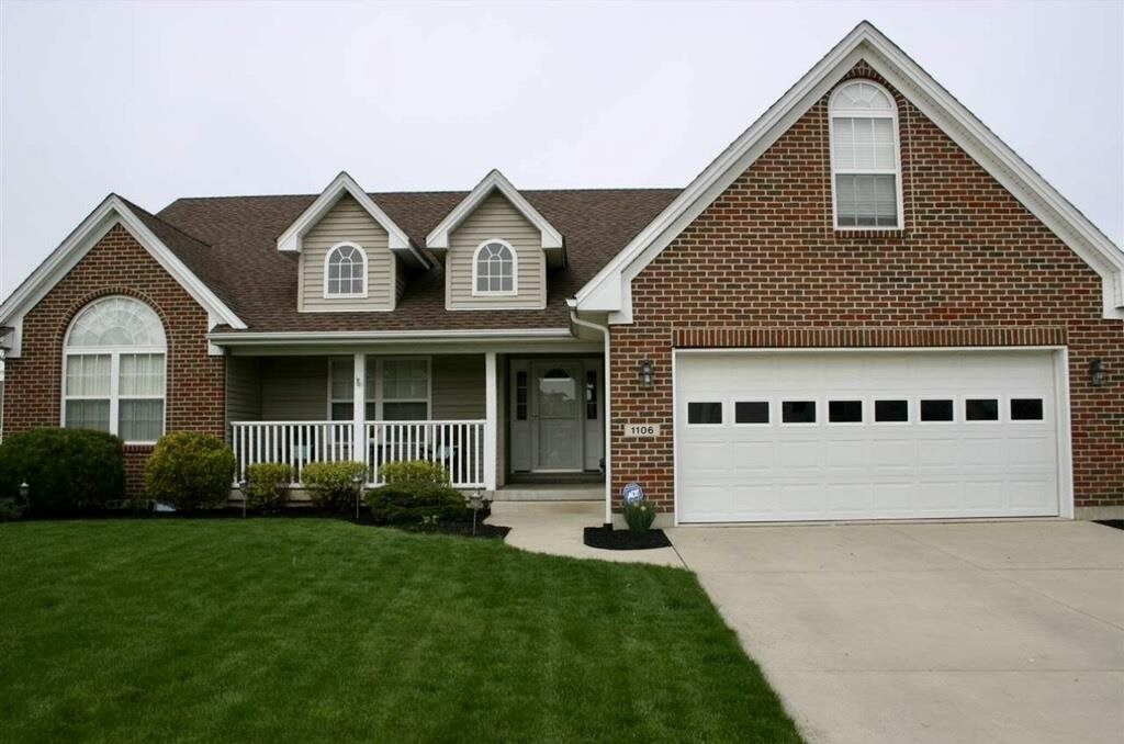 Property Photo:  1106 Lancashire Drive  IN 47374 