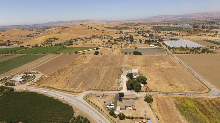 Property Photo:  1010 Union Road  CA 95023