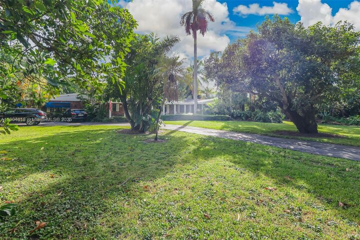 Property Photo:  7701 SW 79th Court  FL 33143