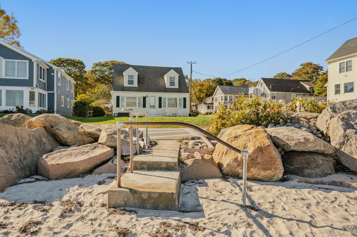 Property Photo:  43 Attawan Avenue  CT 06357