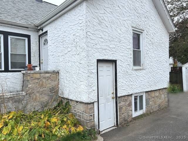 Property Photo:  355 Chamberlain Avenue  CT 06606 