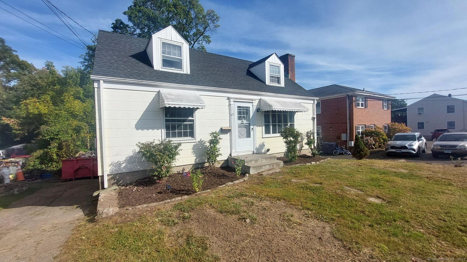 Property Photo:  62 Euclid Avenue  CT 06902 