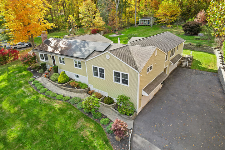 19 Pamela Drive  Monroe CT 06468 photo