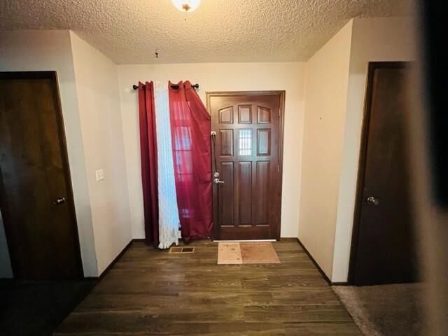 Property Photo:  1612 S Celia Lane  OK 74074