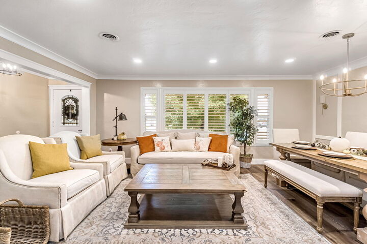 Property Photo: 1103 S Linda Vista Street CA 93277