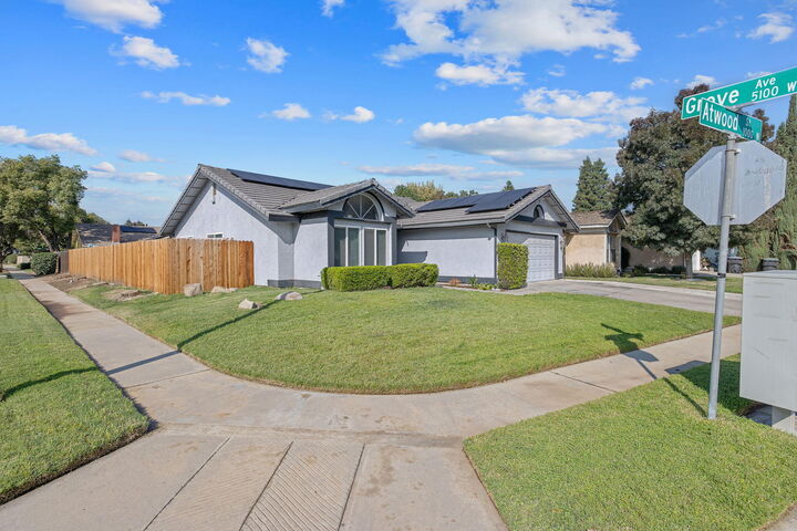 Property Photo: 1007 N Atwood Street CA 93291