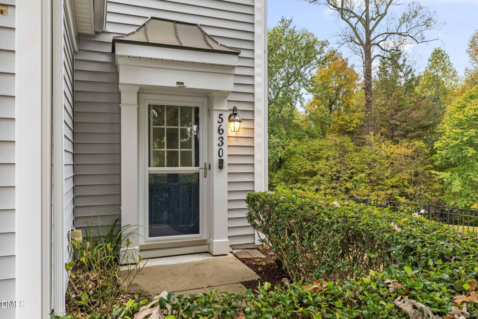 Property Photo:  5630 Berry Creek Circle  NC 27613 