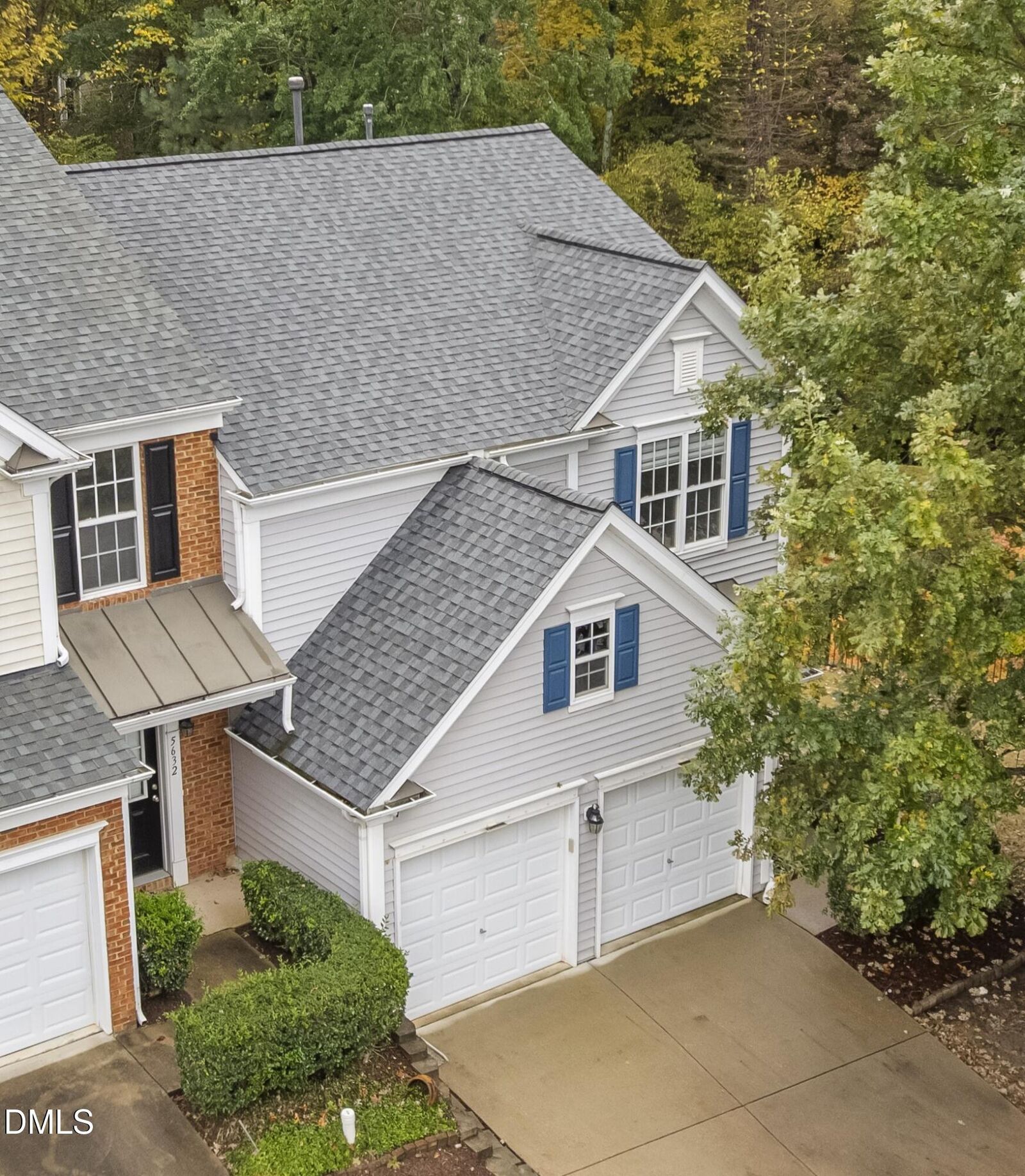 Property Photo:  5630 Berry Creek Circle  NC 27613 