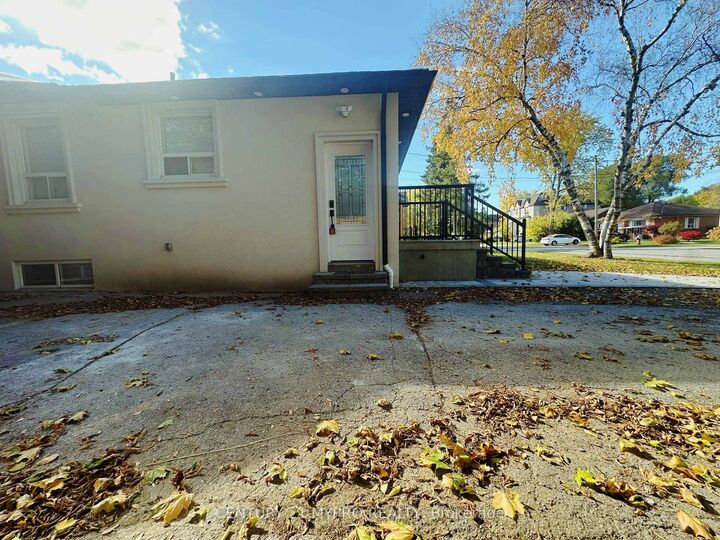Property Photo:  36 Rockport Crescent Basement  ON L4C 2L6 