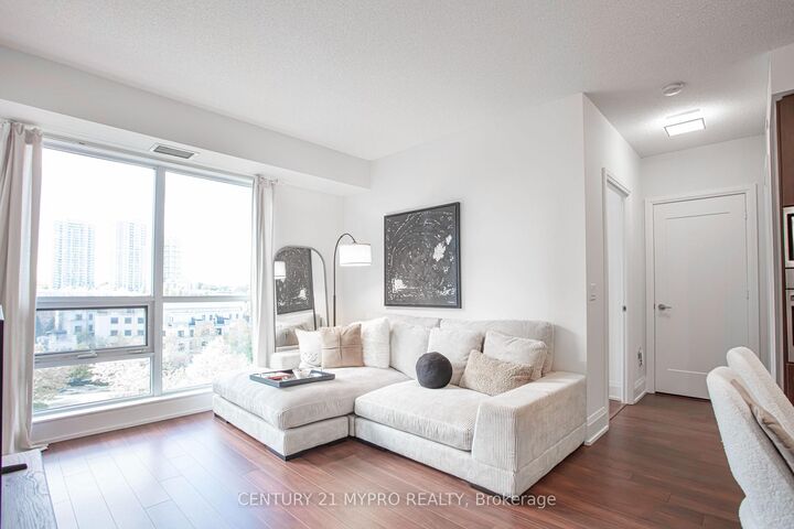 Property Photo:  120 Harrison Garden Boulevard 633  ON M2N 0H1 