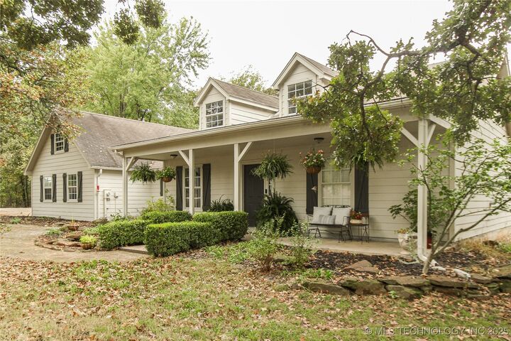 Property Photo:  9774 S 289th  OK 74429