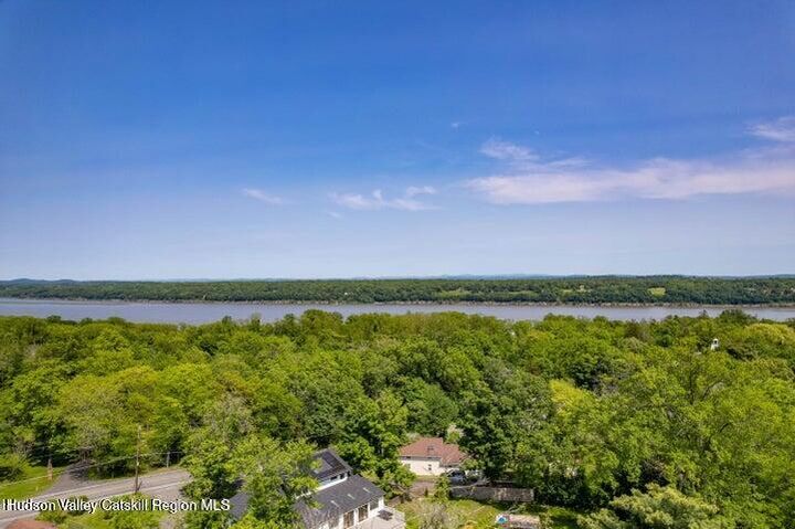 Property Photo:  3956 Route 9W  NY 12477