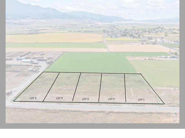 Property Photo: 195 E 650 N 5 UT 84754