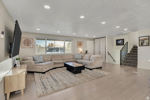 Property Photo:  37 S Eastwood Dr  UT 84097 