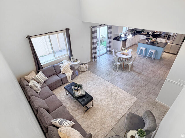 Property Photo: 920 W Stonehaven Dr UT 84054