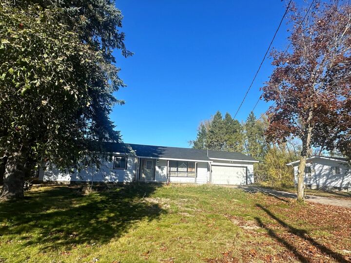 419 Obrien Drive  Cheboygan MI 49721 photo