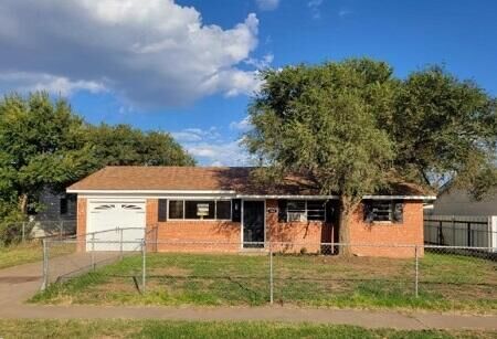 Property Photo: 914 Heather Street TX 79107