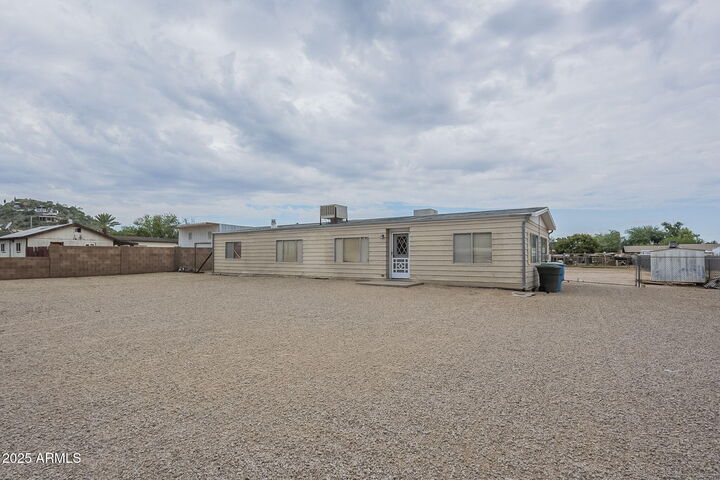 Property Photo:  2610 E Tonto Lane  AZ 85050