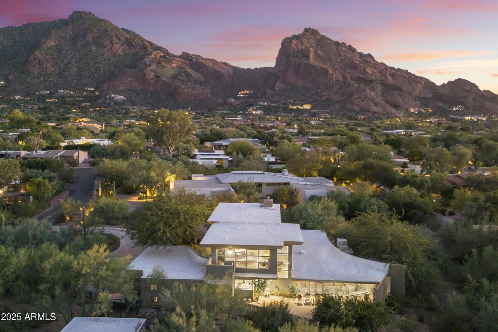Property Photo:  6306 N Camelback Manor Drive  AZ 85253 