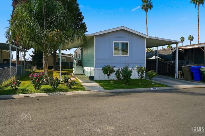 6601 Eucalyptus Drive 207  Bakersfield CA 93306 photo