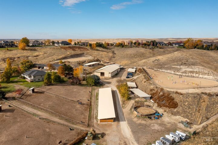 Property Photo:  4801 N Eagle Owl Ln  ID 83669 