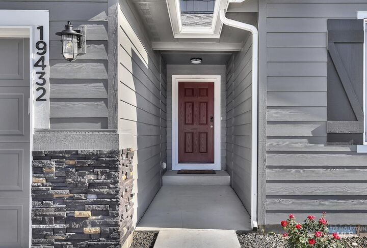 Property Photo: 19432 Susquehanna Way ID 83605