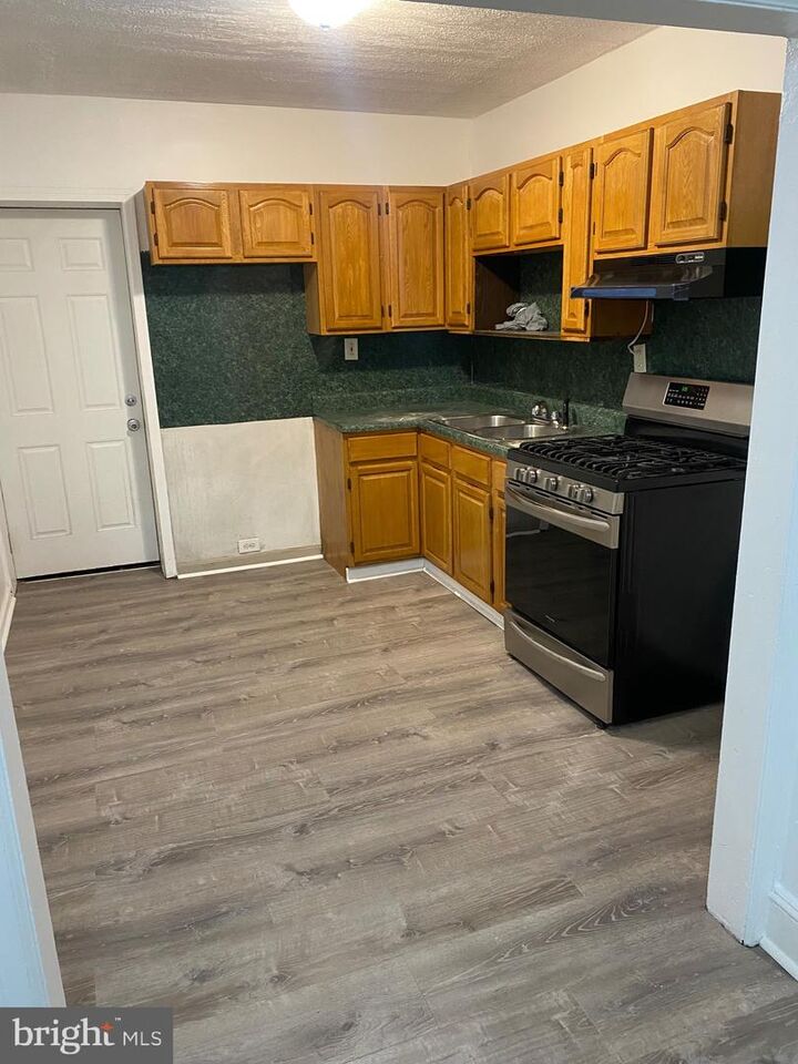 Property Photo:  3351 N Mascher Street  PA 19140 