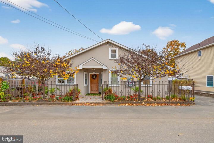 Property Photo:  4 Fifth Street  NJ 08533 