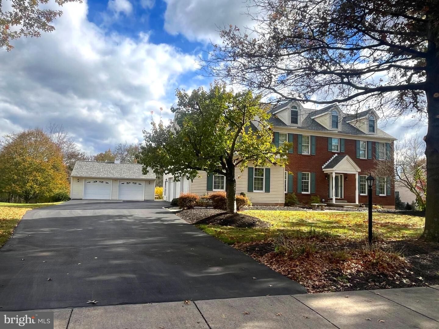 Property Photo:  1348 Michael Way  PA 19446