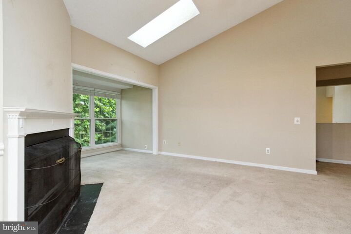 Property Photo:  9260 Niki Place 301  VA 20110 