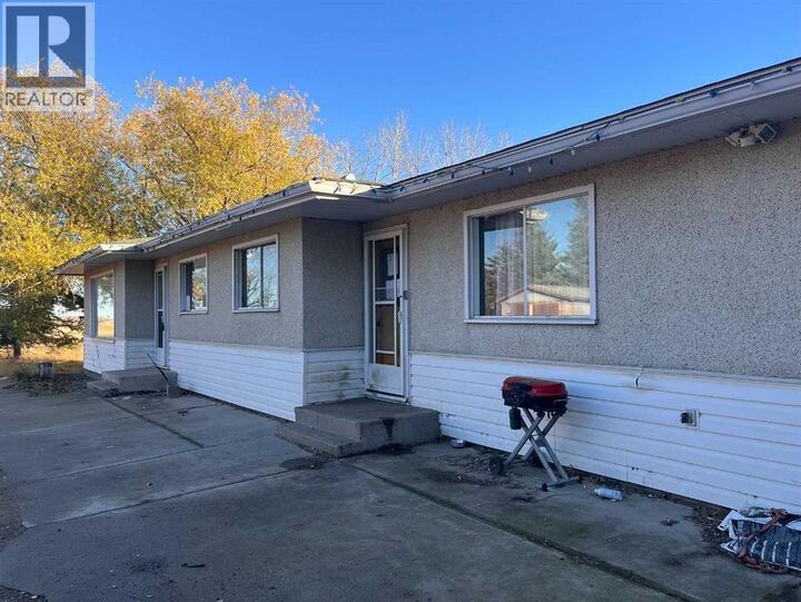 Property Photo: 58032 Range Road 101 AB T0A 3A0