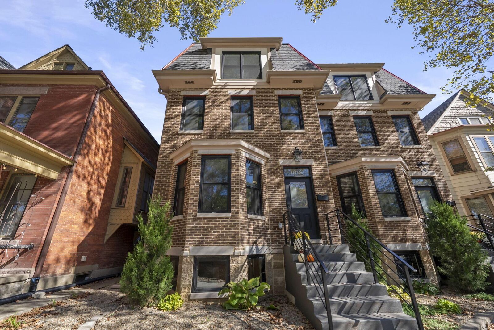 Property Photo:  1018 Neil Avenue  OH 43201 