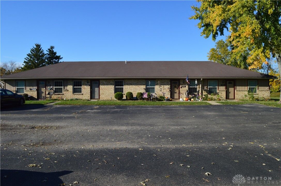 Property Photo: 8496 Woodgrove Drive OH 45458