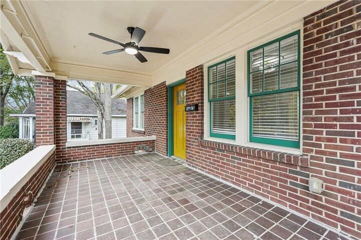 Property Photo: 829 Rose Circle SW GA 30310