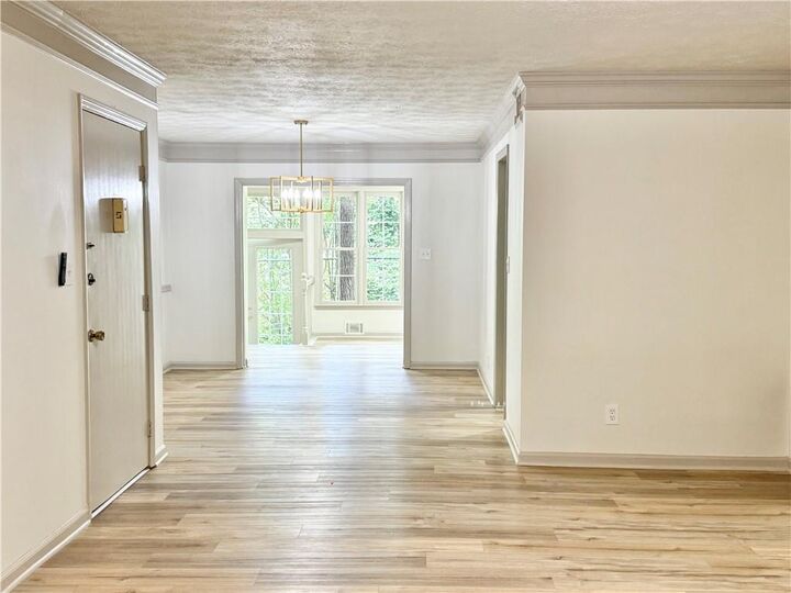 Property Photo:  6700 Roswell Road 11B  GA 30328 